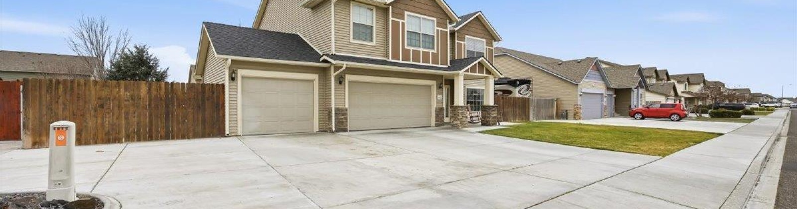 Parley Dr, Pasco, Washington 99301, 4 Bedrooms Bedrooms, 0 ,3 BathroomsBathrooms,Houses,For Sale,Parley Dr,0,289967