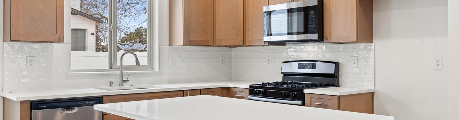 Underwood Pl, Kennewick, Washington 99337, 5 Bedrooms Bedrooms, 0 ,6 BathroomsBathrooms,Multi-family,For Sale,Underwood Pl,0,289982