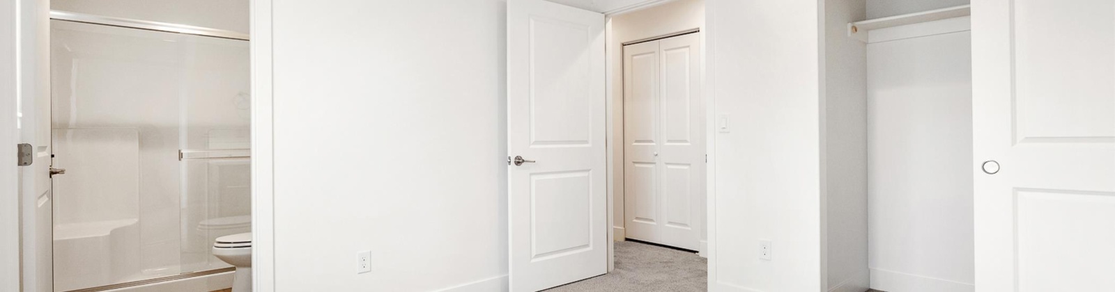 Underwood Pl, Kennewick, Washington 99337, 5 Bedrooms Bedrooms, 0 ,6 BathroomsBathrooms,Multi-family,For Sale,Underwood Pl,0,289982