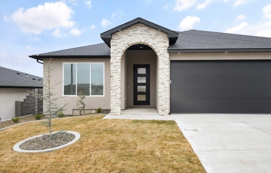 Waterhill, Richland, Washington 99352, 4 Bedrooms Bedrooms, 0 ,3 BathroomsBathrooms,Houses,For Sale,Waterhill,0,289989
