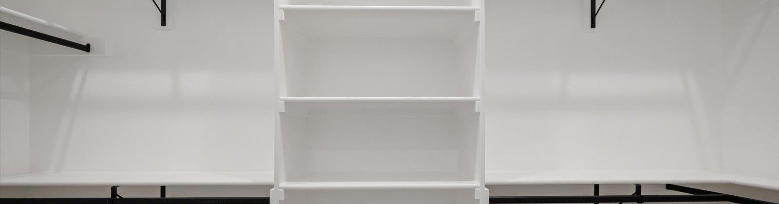 Waterhill, Richland, Washington 99352, 4 Bedrooms Bedrooms, 0 ,3 BathroomsBathrooms,Houses,For Sale,Waterhill,0,289989