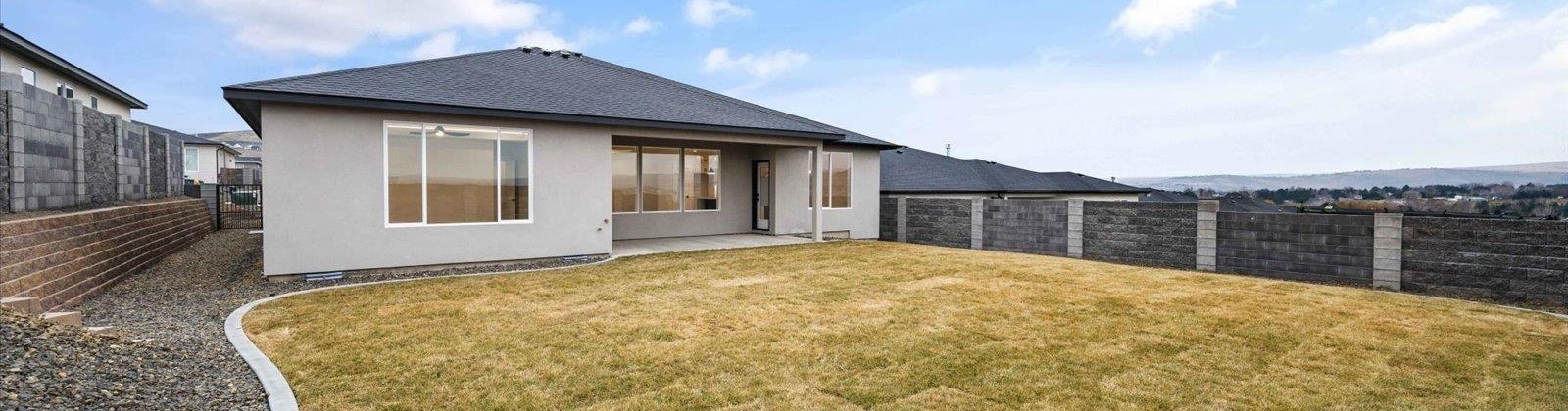 Waterhill, Richland, Washington 99352, 4 Bedrooms Bedrooms, 0 ,3 BathroomsBathrooms,Houses,For Sale,Waterhill,0,289989