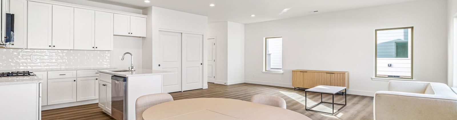 Underwood Pl, Kennewick, Washington 99337, 7 Bedrooms Bedrooms, 0 ,6 BathroomsBathrooms,Multi-family,For Sale,Underwood Pl,0,289983