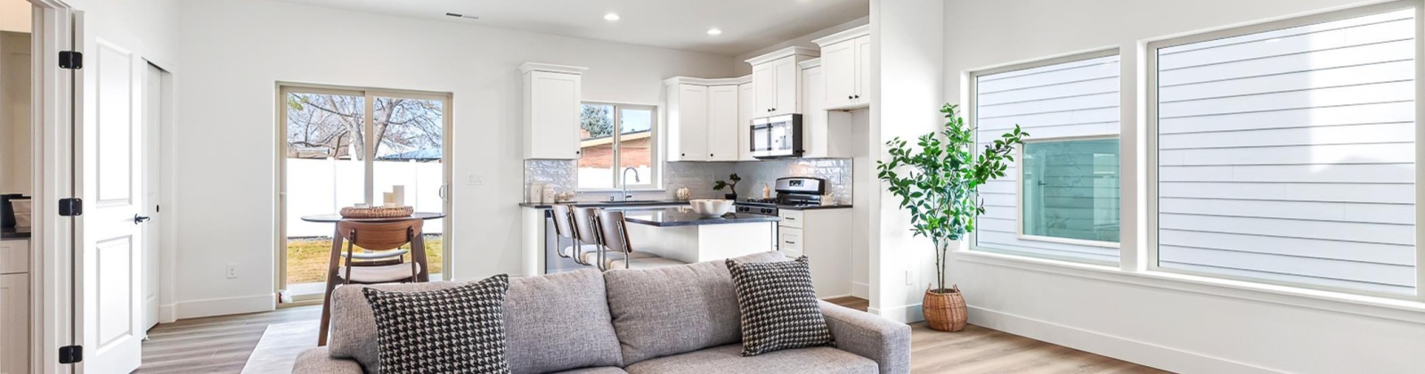 Underwood Pl, Kennewick, Washington 99337, 7 Bedrooms Bedrooms, 0 ,6 BathroomsBathrooms,Multi-family,For Sale,Underwood Pl,0,289983