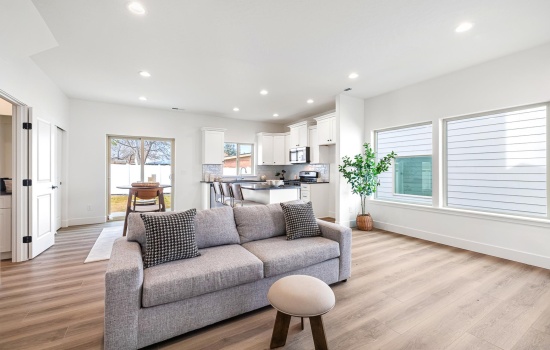 Underwood Pl, Kennewick, Washington 99337, 7 Bedrooms Bedrooms, 0 ,6 BathroomsBathrooms,Multi-family,For Sale,Underwood Pl,0,289983