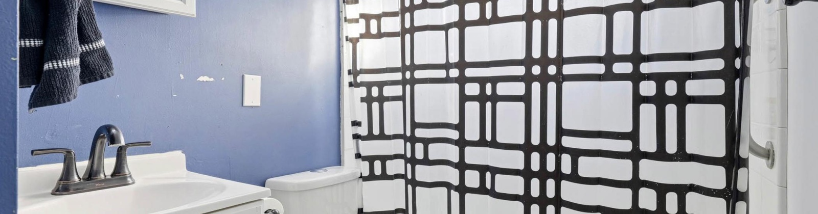 Hawthorne, Kennewick, Washington 99336, 4 Bedrooms Bedrooms, 0 ,1 BathroomBathrooms,Houses,For Sale,Hawthorne,0,288574