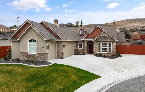 Badger Mtn Lp, Richland, Washington 99352, 3 Bedrooms Bedrooms, 0 ,3 BathroomsBathrooms,Houses,For Sale,Badger Mtn Lp,0,289984