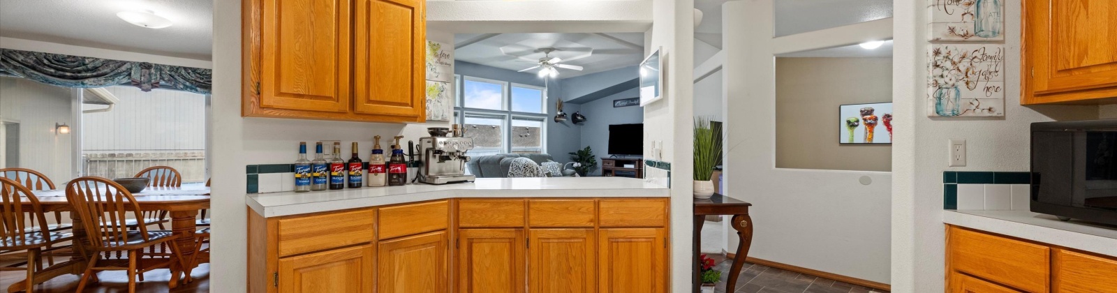 Wyoming, Kennewick, Washington 99336, 3 Bedrooms Bedrooms, 0 ,2 BathroomsBathrooms,Manufactured Homes,For Sale,Wyoming,0,289987