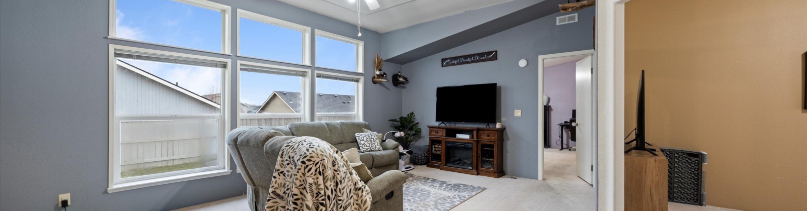 Wyoming, Kennewick, Washington 99336, 3 Bedrooms Bedrooms, 0 ,2 BathroomsBathrooms,Manufactured Homes,For Sale,Wyoming,0,289987