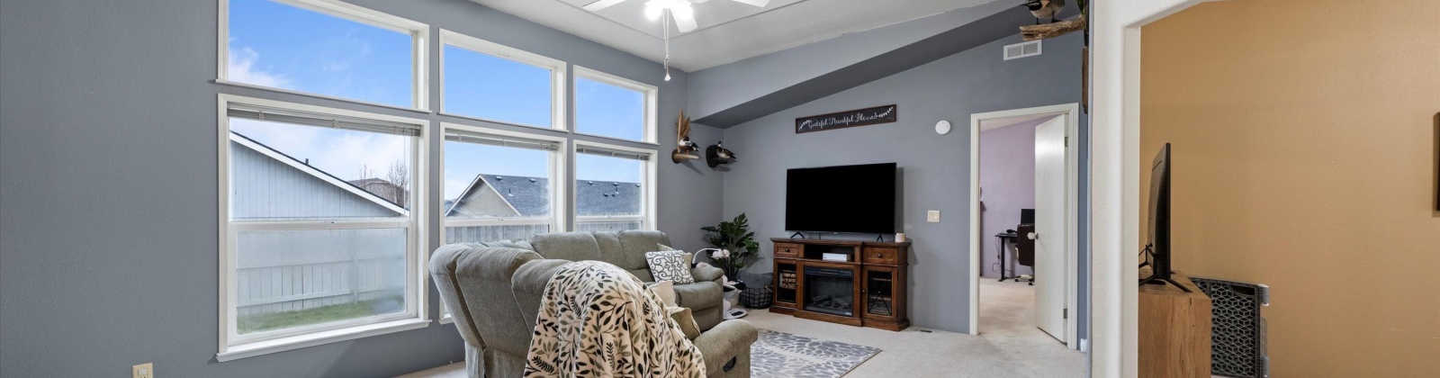 Wyoming, Kennewick, Washington 99336, 3 Bedrooms Bedrooms, 0 ,2 BathroomsBathrooms,Manufactured Homes,For Sale,Wyoming,0,289987