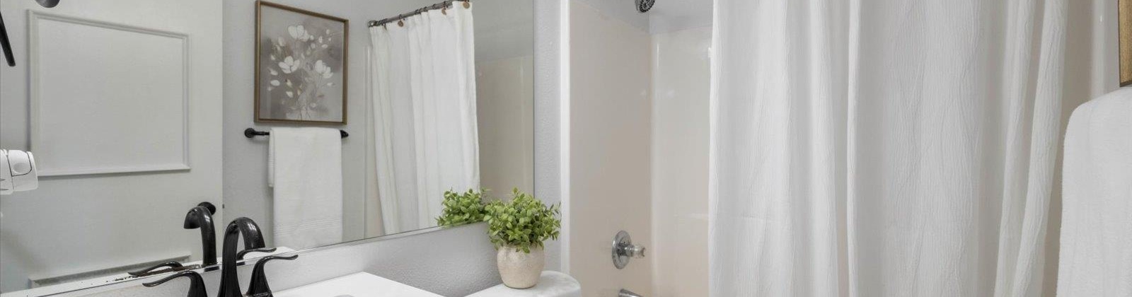 Camden Drive, Pasco, Washington 99301, 3 Bedrooms Bedrooms, 0 ,2 BathroomsBathrooms,Houses,For Sale,Camden Drive,0,289996