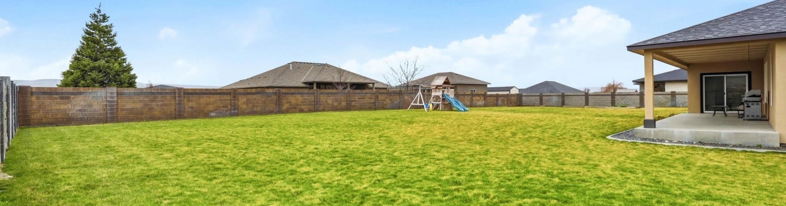 Coulee Vista Dr., Kennewick, Washington 99338, 3 Bedrooms Bedrooms, 0 ,3 BathroomsBathrooms,Houses,For Sale,Coulee Vista Dr.,0,289997