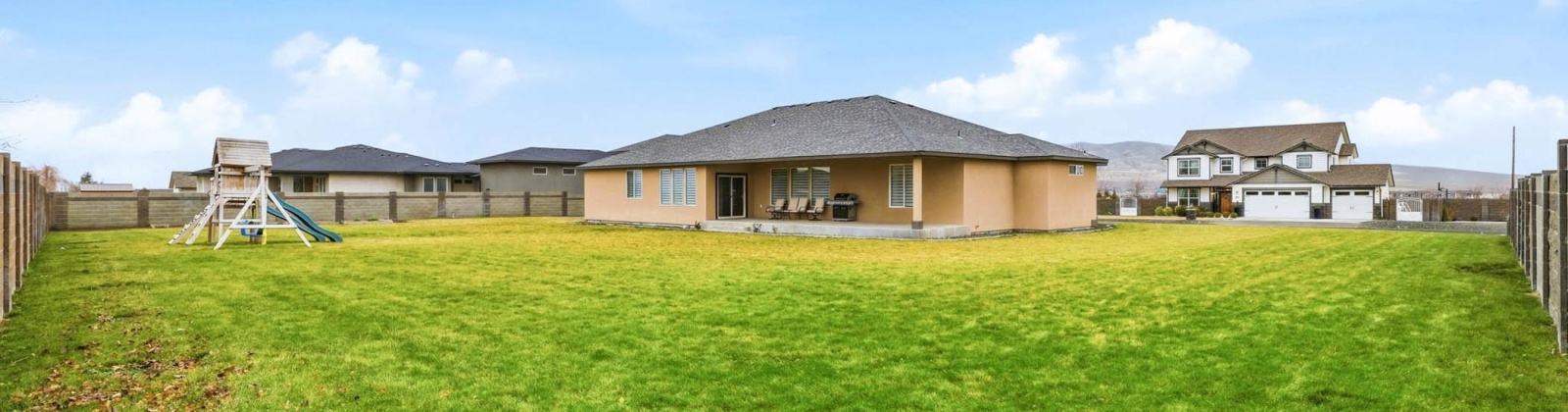 Coulee Vista Dr., Kennewick, Washington 99338, 3 Bedrooms Bedrooms, 0 ,3 BathroomsBathrooms,Houses,For Sale,Coulee Vista Dr.,0,289997