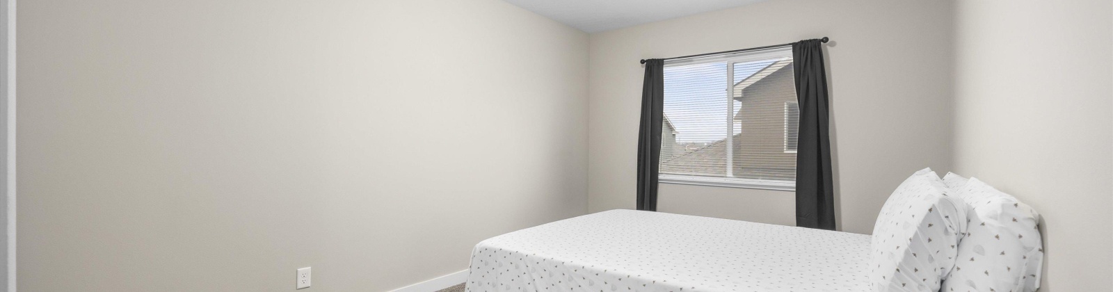 Cedar St, Kennewick, Washington 99337, 3 Bedrooms Bedrooms, 0 ,3 BathroomsBathrooms,Condos/townhomes,For Sale,Cedar St,0,289999