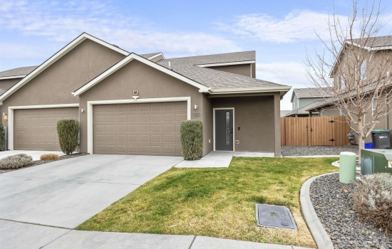 Condos/townhomes For Sale