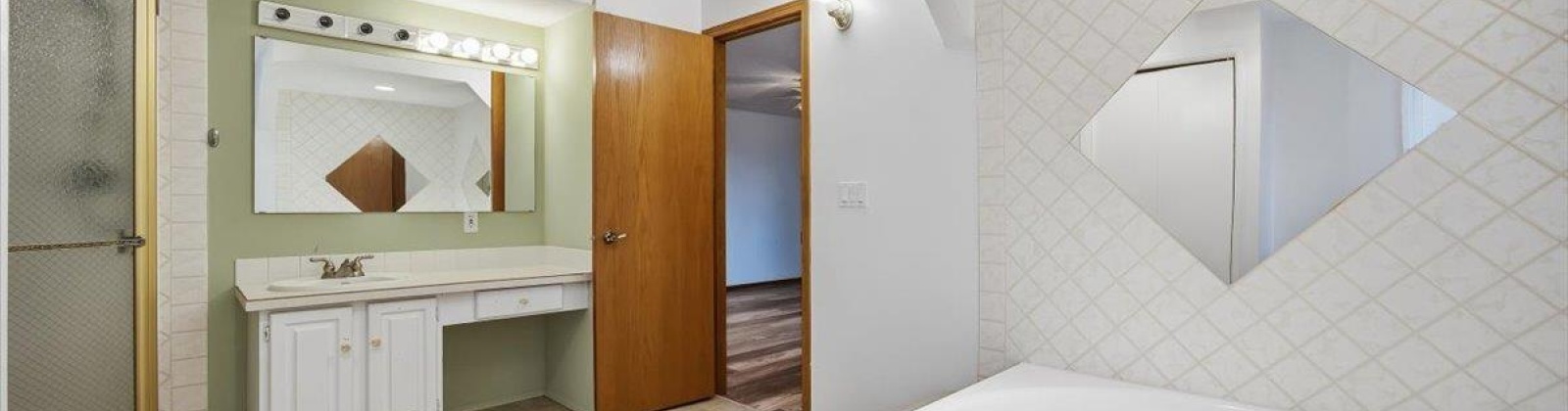 Orchard Way, Richland, Washington 99352, 6 Bedrooms Bedrooms, 0 ,3 BathroomsBathrooms,Houses,For Sale,Orchard Way,0,290006