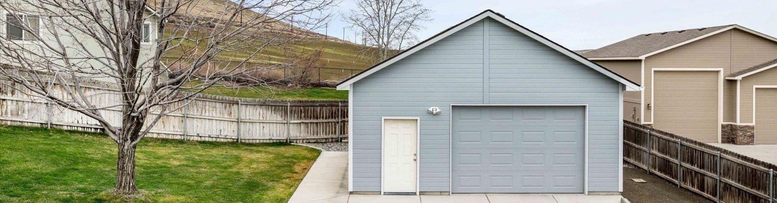 Balsam Ct, West Richland, Washington 99353, 4 Bedrooms Bedrooms, 0 ,3 BathroomsBathrooms,Houses,For Sale,Balsam Ct,0,290011