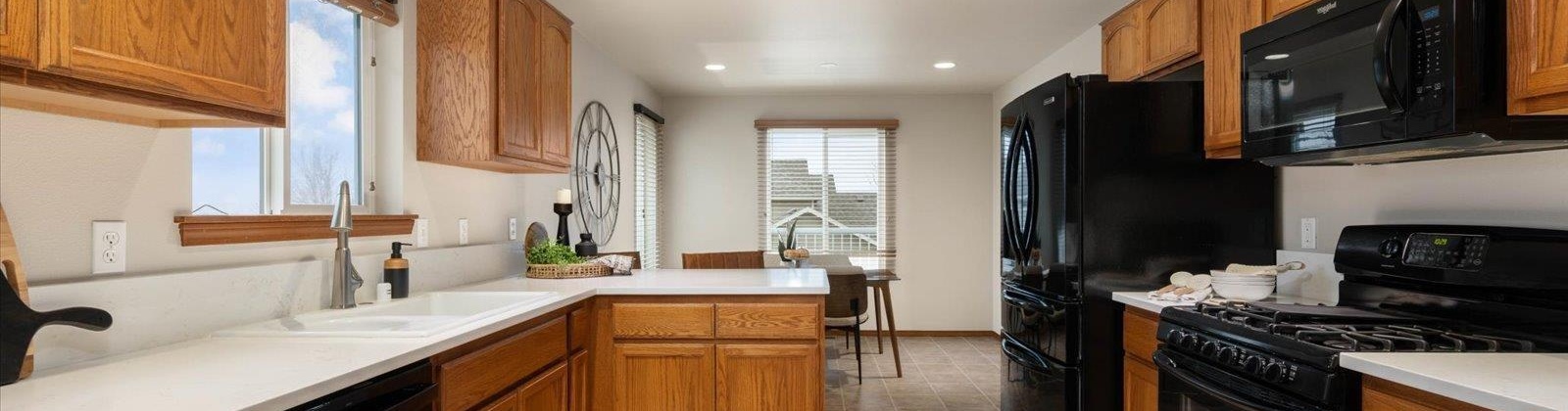 Balsam Ct, West Richland, Washington 99353, 4 Bedrooms Bedrooms, 0 ,3 BathroomsBathrooms,Houses,For Sale,Balsam Ct,0,290011