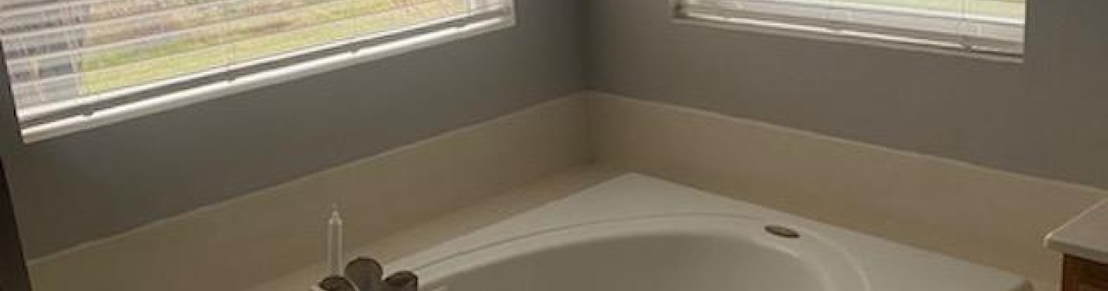 Maidstone St., Richland, Washington 99354-2192, 3 Bedrooms Bedrooms, 0 ,4 BathroomsBathrooms,Houses,For Sale,Maidstone St.,0,290013