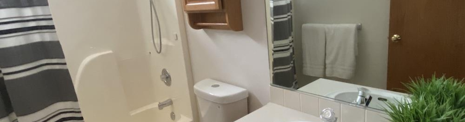 Maidstone St., Richland, Washington 99354-2192, 3 Bedrooms Bedrooms, 0 ,4 BathroomsBathrooms,Houses,For Sale,Maidstone St.,0,290013