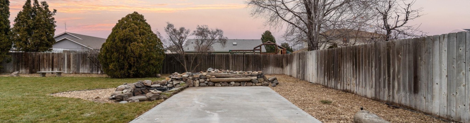 Holly Way, West Richland, Washington 99353, 3 Bedrooms Bedrooms, 0 ,2 BathroomsBathrooms,Houses,For Sale,Holly Way,0,290016