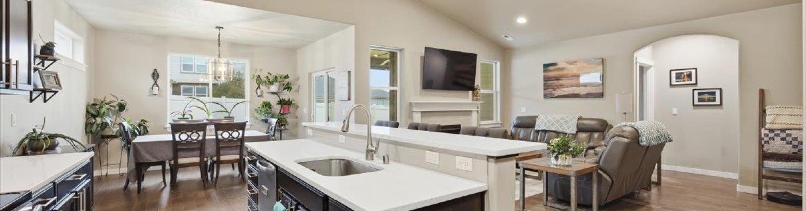 Wishkah Dr, Richland, Washington 99352, 3 Bedrooms Bedrooms, 0 ,2 BathroomsBathrooms,Houses,For Sale,Wishkah Dr,0,290015