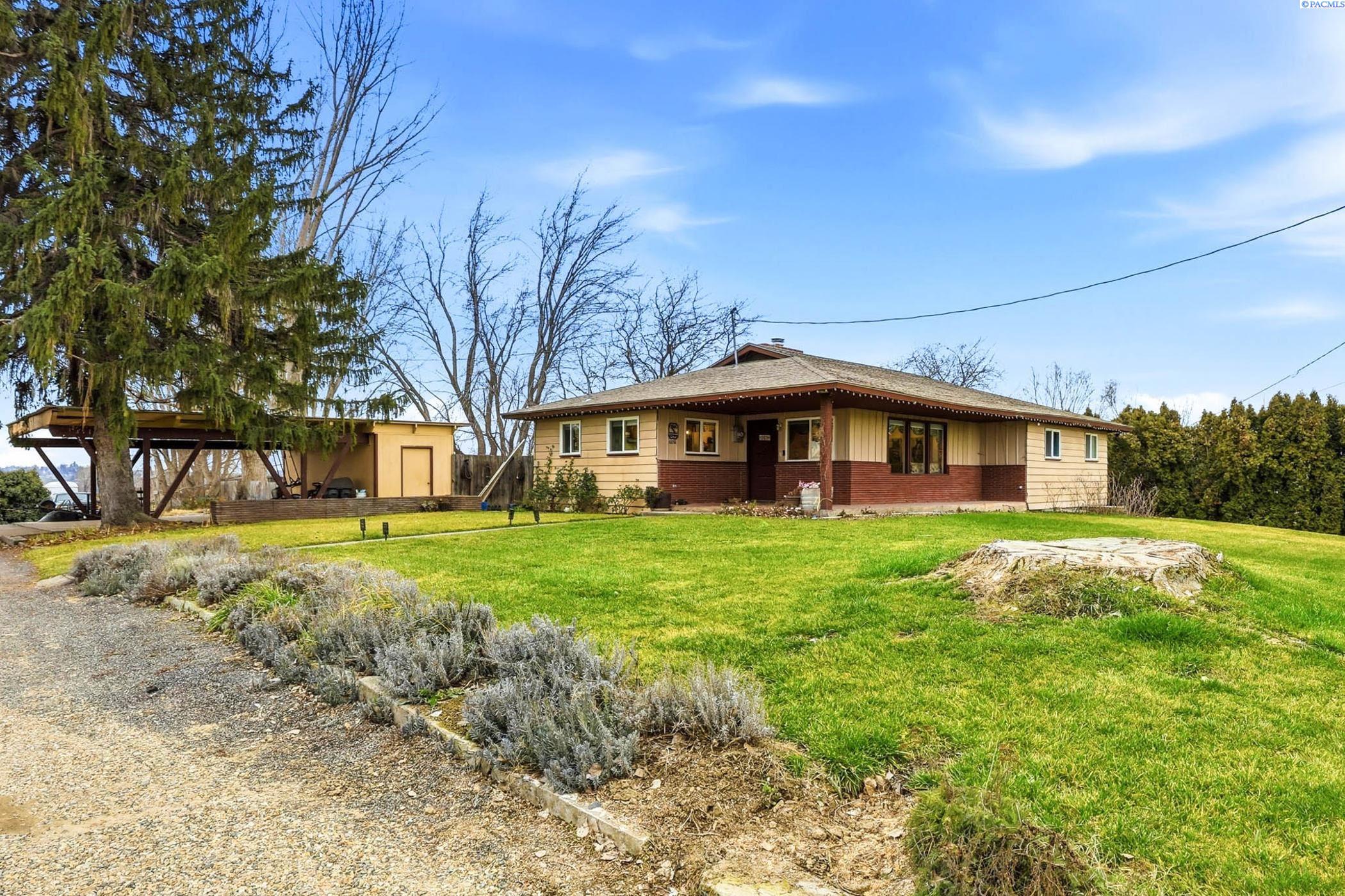 Van Belle Road, Sunnyside, Washington 98944, 5 Bedrooms Bedrooms, 0 ,2 BathroomsBathrooms,Houses,For Sale,Van Belle Road,0,290017