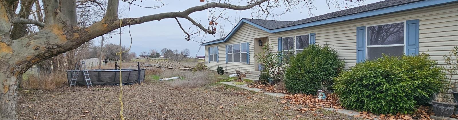 Hendricks Road, Connell, Washington 99326, 4 Bedrooms Bedrooms, 0 ,2 BathroomsBathrooms,Manufactured Homes,For Sale,Hendricks Road,0,290033