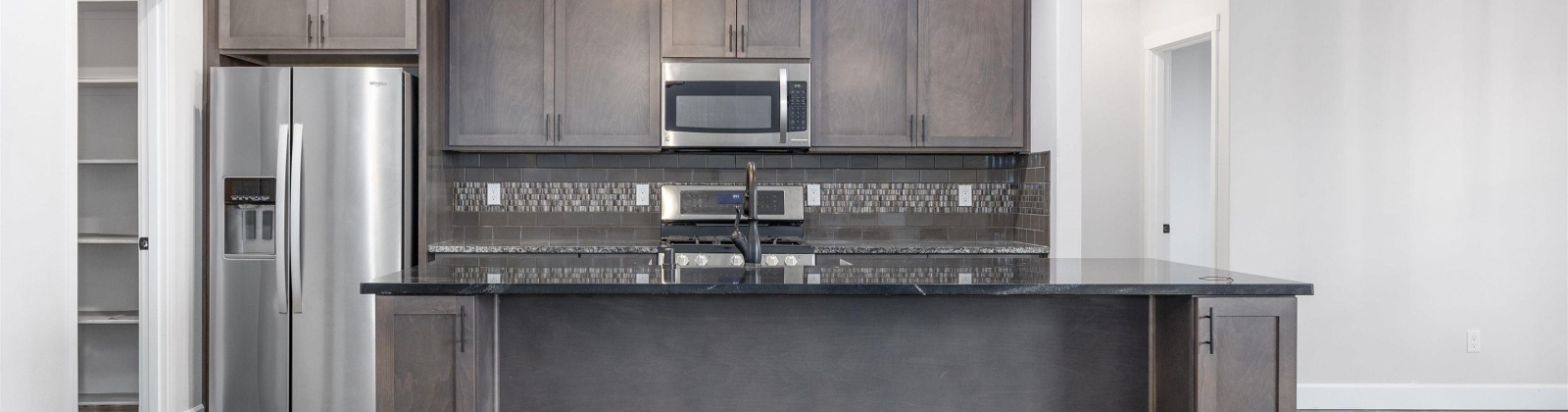 44th Place, Kennewick, Washington 99337, 3 Bedrooms Bedrooms, 0 ,2 BathroomsBathrooms,Houses,For Sale,44th Place,0,290030