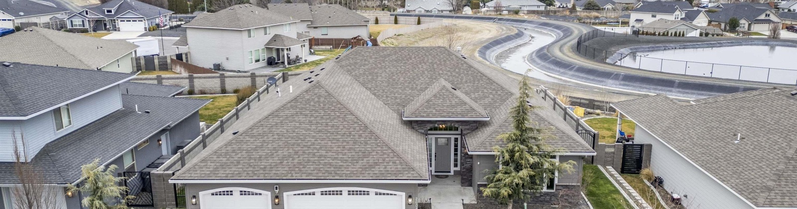 44th Place, Kennewick, Washington 99337, 3 Bedrooms Bedrooms, 0 ,2 BathroomsBathrooms,Houses,For Sale,44th Place,0,290030