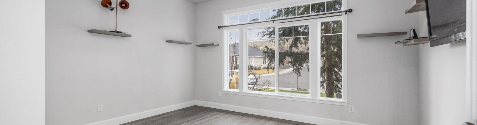 44th Place, Kennewick, Washington 99337, 3 Bedrooms Bedrooms, 0 ,2 BathroomsBathrooms,Houses,For Sale,44th Place,0,290030