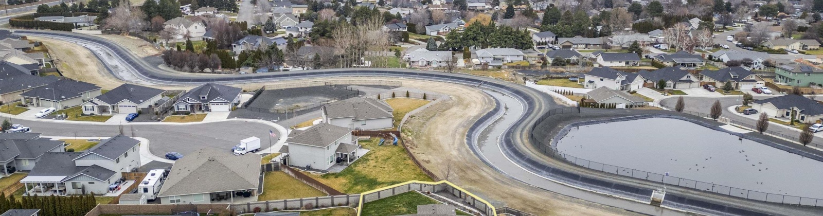 44th Place, Kennewick, Washington 99337, 3 Bedrooms Bedrooms, 0 ,2 BathroomsBathrooms,Houses,For Sale,44th Place,0,290030