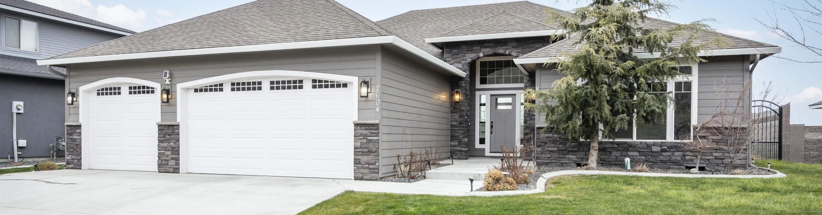 44th Place, Kennewick, Washington 99337, 3 Bedrooms Bedrooms, 0 ,2 BathroomsBathrooms,Houses,For Sale,44th Place,0,290030