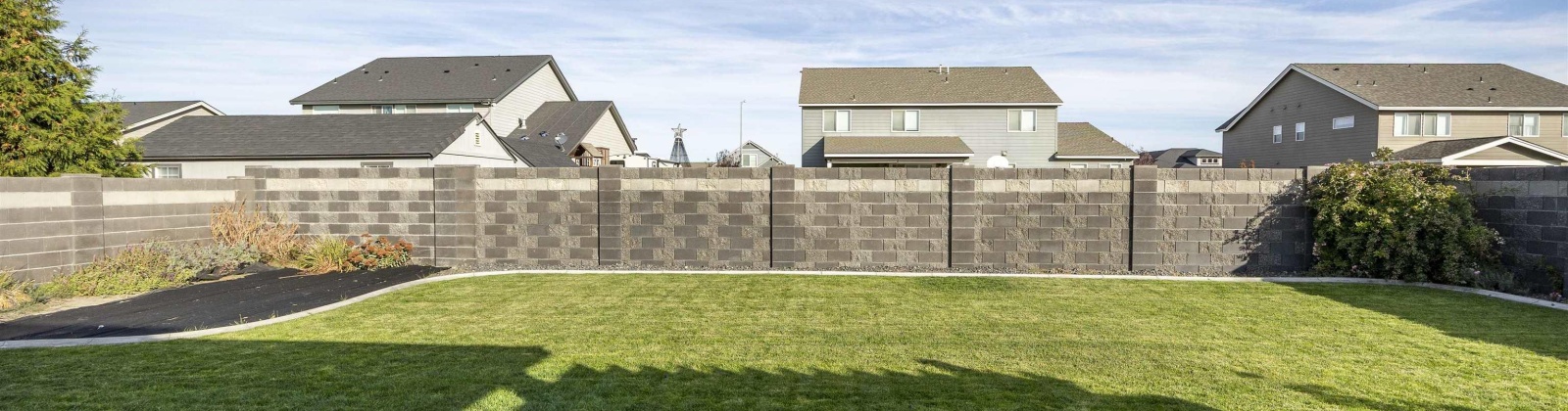 Coho Ct, Pasco, Washington 99301, 3 Bedrooms Bedrooms, 0 ,3 BathroomsBathrooms,Houses,For Sale,Coho Ct,0,290028