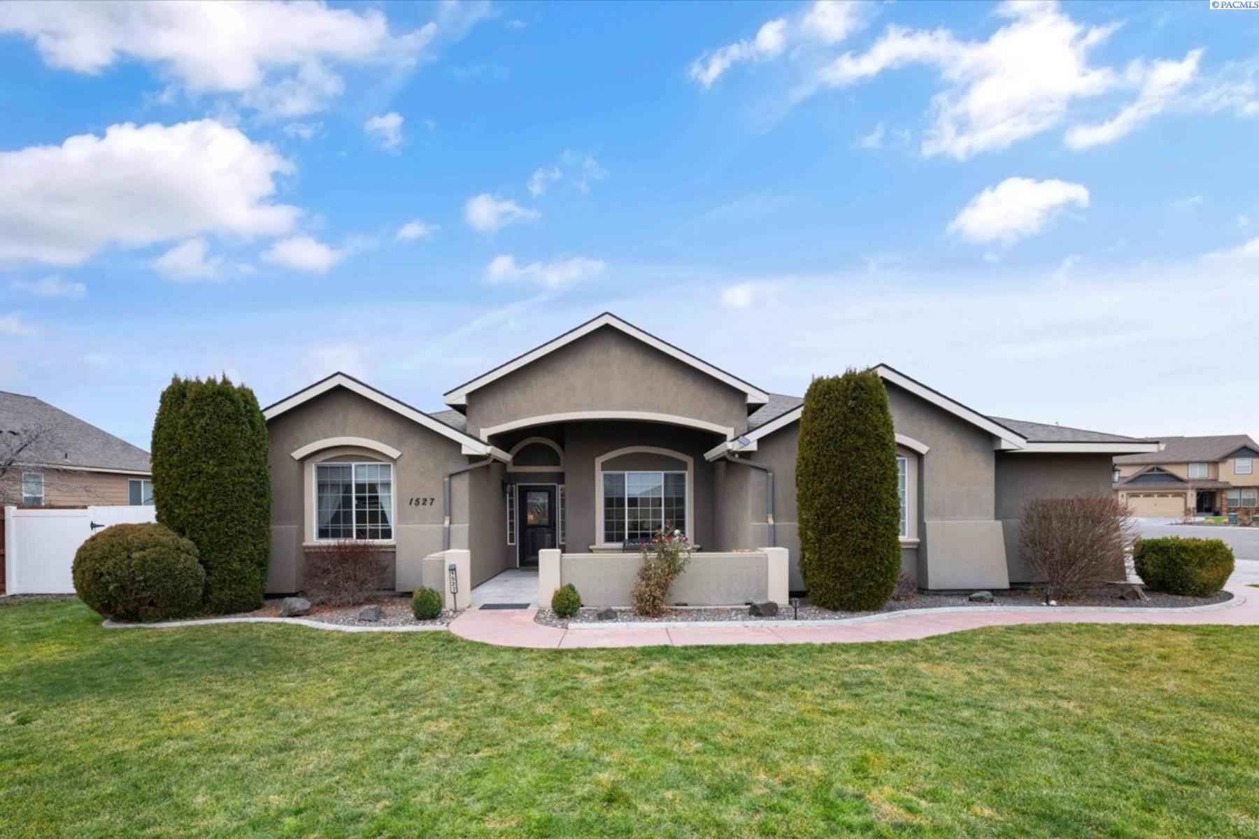 Jade Ave., West Richland, Washington 99353, 3 Bedrooms Bedrooms, 0 ,2 BathroomsBathrooms,Houses,For Sale,Jade Ave.,0,290023