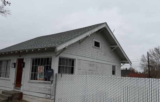 Yakima Street, Pasco, Washington 99301, 2 Bedrooms Bedrooms, 0 ,1 BathroomBathrooms,Houses,For Sale,Yakima Street,0,290022