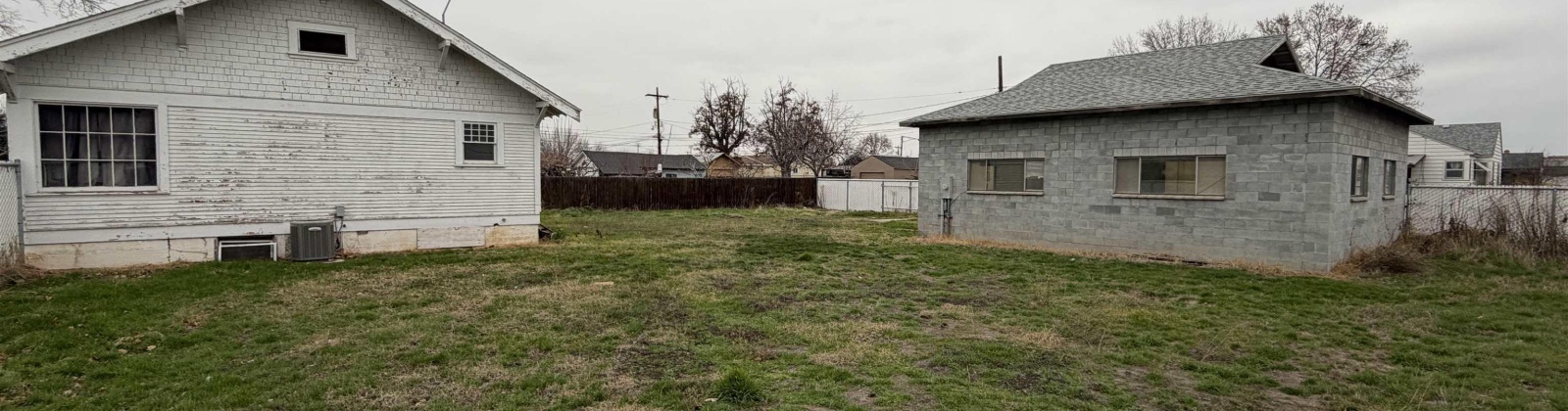 Yakima Street, Pasco, Washington 99301, 2 Bedrooms Bedrooms, 0 ,1 BathroomBathrooms,Houses,For Sale,Yakima Street,0,290022