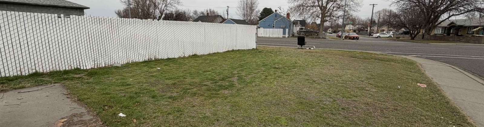 Yakima Street, Pasco, Washington 99301, 2 Bedrooms Bedrooms, 0 ,1 BathroomBathrooms,Houses,For Sale,Yakima Street,0,290022