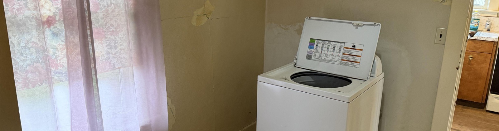 Yakima Street, Pasco, Washington 99301, 2 Bedrooms Bedrooms, 0 ,1 BathroomBathrooms,Houses,For Sale,Yakima Street,0,290022