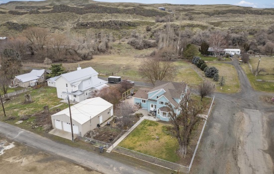 Cooper St, Washtucna, Washington 99371, 5 Bedrooms Bedrooms, 0 ,3 BathroomsBathrooms,Houses,For Sale,Cooper St,0,290021