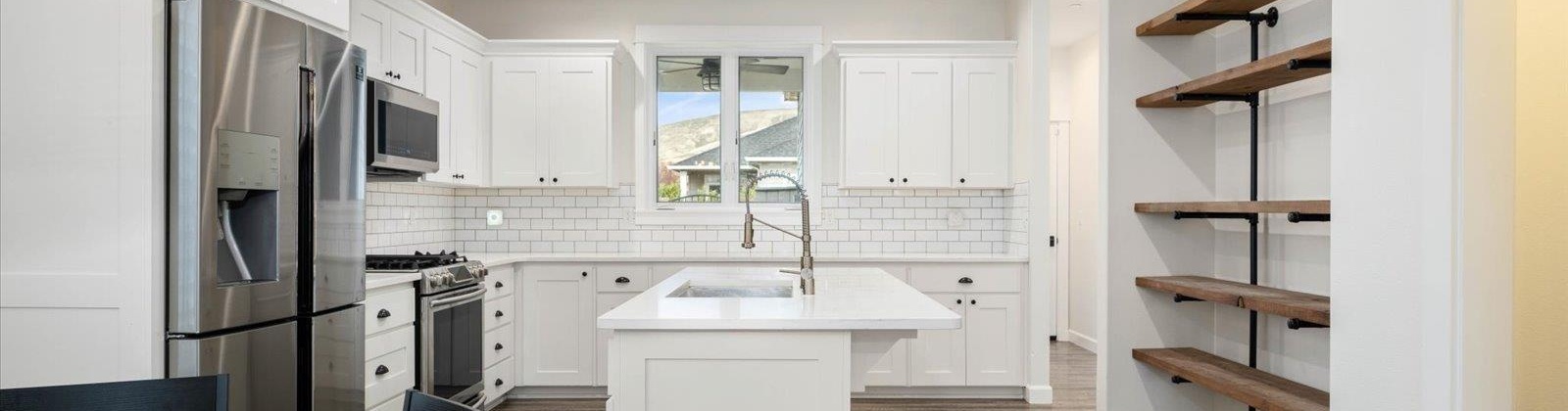 Ava Way, Kennewick, Washington 99352, 3 Bedrooms Bedrooms, 0 ,2 BathroomsBathrooms,Houses,For Sale,Ava Way,0,290040