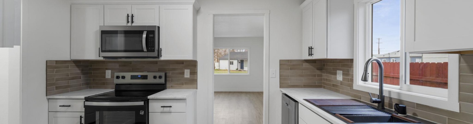 Stanton, Richland, Washington 99352, 3 Bedrooms Bedrooms, 0 ,1 BathroomBathrooms,Houses,For Sale,Stanton,0,290037