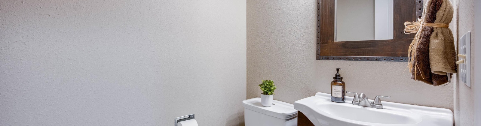 Crestview St #2, Pullman, Washington 99163, 4 Bedrooms Bedrooms, 0 ,2 BathroomsBathrooms,Condos/townhomes,For Sale,Crestview St #2,0,290050