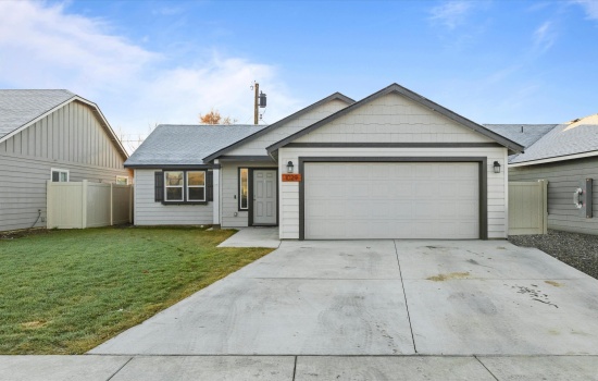 Sequoia Rd, Moses Lake, Washington 98837, 3 Bedrooms Bedrooms, 0 ,2 BathroomsBathrooms,Houses,For Sale,Sequoia Rd,0,290054