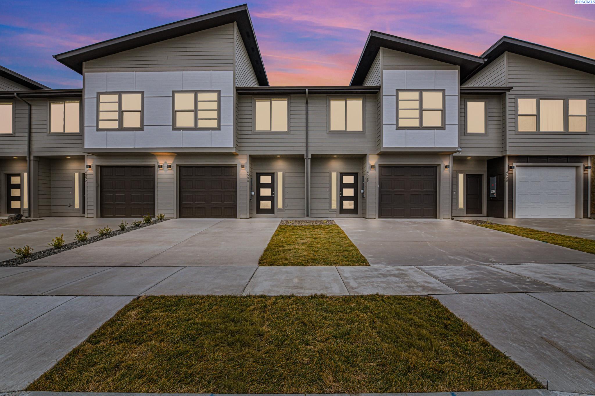 Road 114, Pasco, Washington 99301, 3 Bedrooms Bedrooms, 0 ,3 BathroomsBathrooms,Condos/townhomes,For Sale,Road 114,0,290061