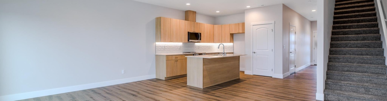 Road 114, Pasco, Washington 99301, 3 Bedrooms Bedrooms, 0 ,3 BathroomsBathrooms,Condos/townhomes,For Sale,Road 114,0,290061