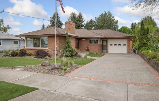 Steptoe Street, Colton, Washington 99113, 2 Bedrooms Bedrooms, 0 ,3 BathroomsBathrooms,Houses,For Sale,Steptoe Street,0,290059