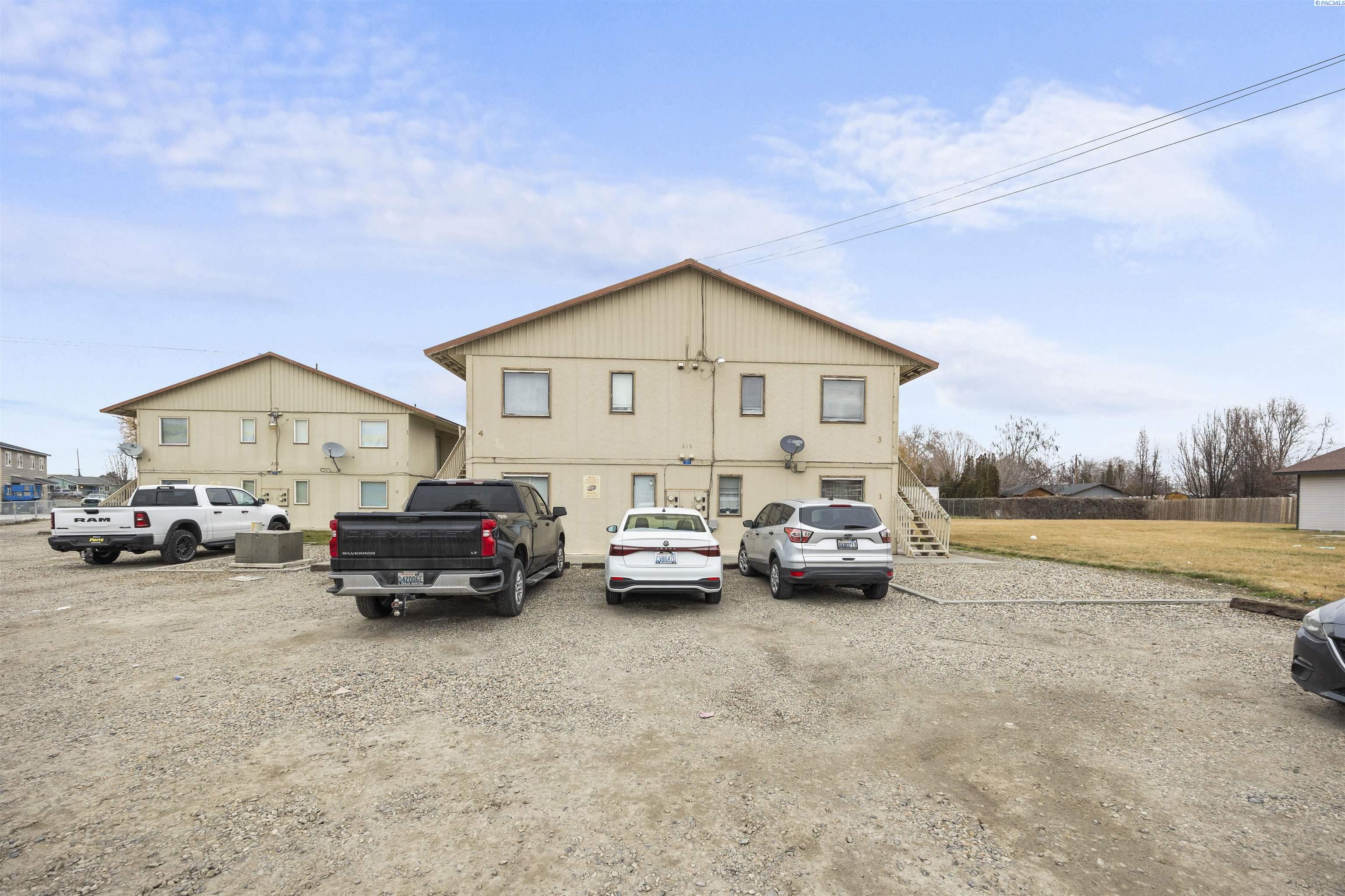 3rd Street, Granger, Washington 98932, 8 Bedrooms Bedrooms, 0 ,4 BathroomsBathrooms,Multi-family,For Sale,3rd Street,0,290074