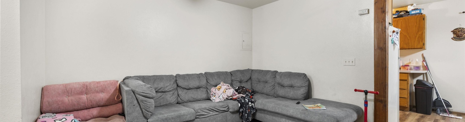 3rd Street, Granger, Washington 98932, 8 Bedrooms Bedrooms, 0 ,4 BathroomsBathrooms,Multi-family,For Sale,3rd Street,0,290074