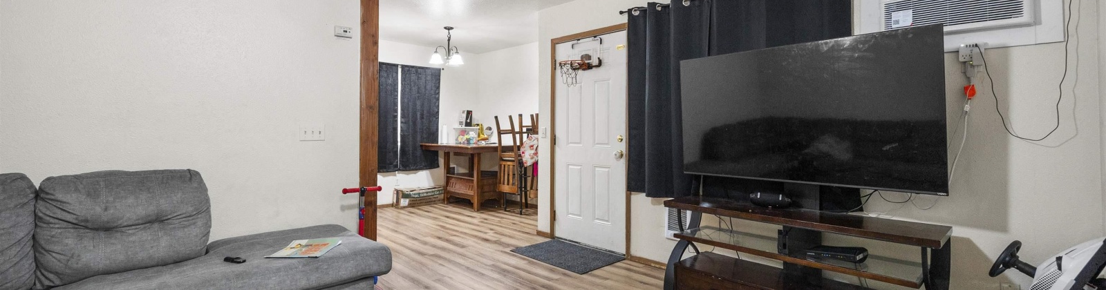 3rd Street, Granger, Washington 98932, 8 Bedrooms Bedrooms, 0 ,4 BathroomsBathrooms,Multi-family,For Sale,3rd Street,0,290074